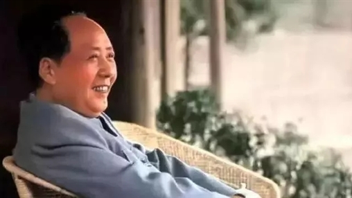 紀(jì)念毛澤東同志誕辰126周年！致敬一代偉人！